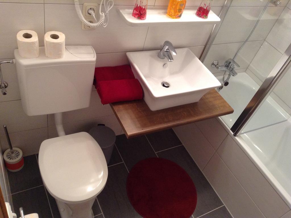 Ferienwohnungen Krakolinig Pörtschach am Wörthersee Zimmer foto